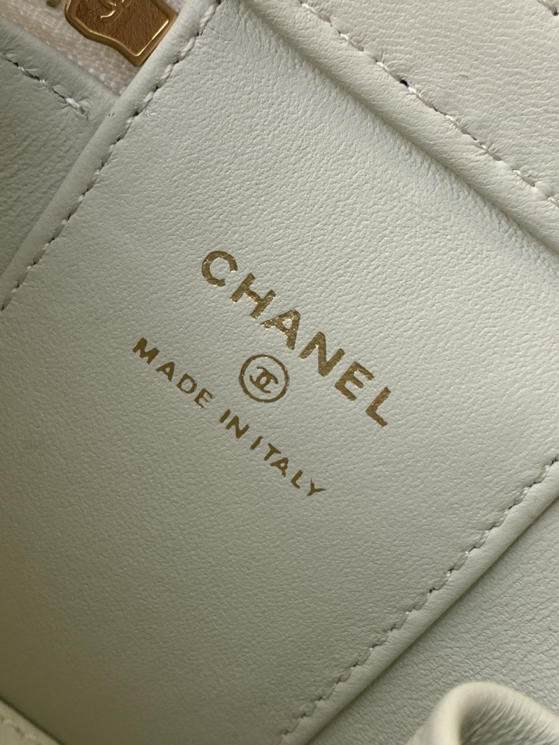 Ch**el cosmetic bags